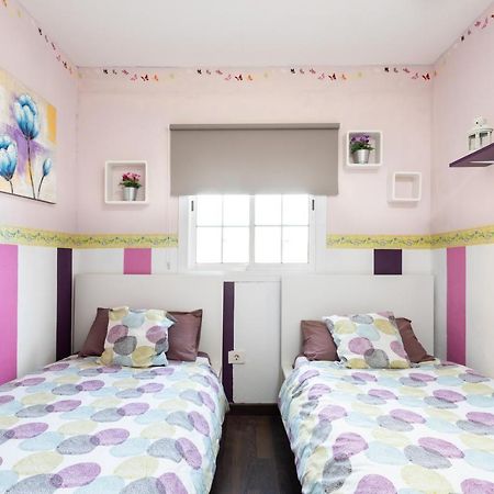 Villa Blanca Tenerife - Private Rooms - Terrace And Bbq, 5 Minutes From The Beach And Airport San Isidro  Eksteriør billede