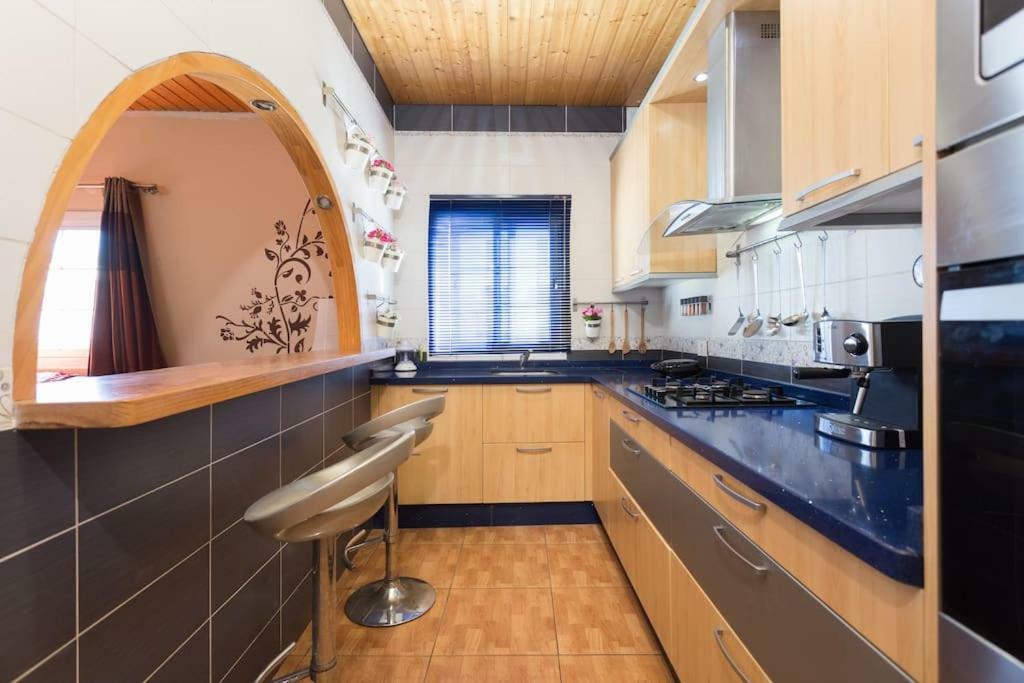 Villa Blanca Tenerife - Private Rooms - Terrace And Bbq, 5 Minutes From The Beach And Airport San Isidro  Eksteriør billede